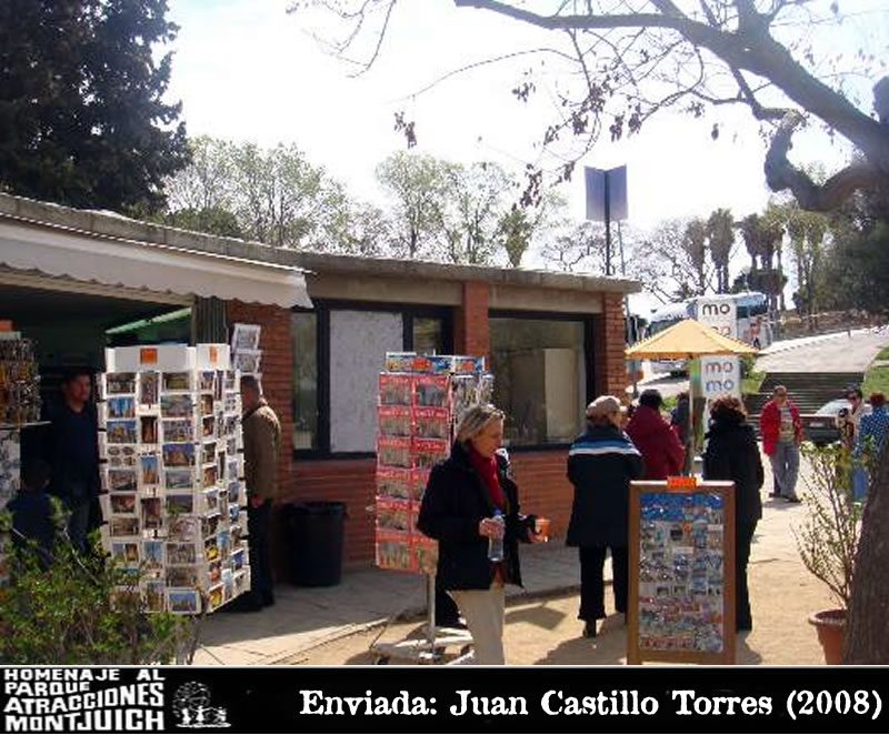 Tienda de souvenirs para los turistas